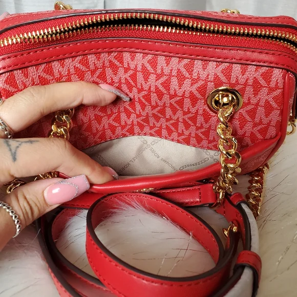 MICHAEL KORS red blaire XS crossbody bag - Picture 4 of 5